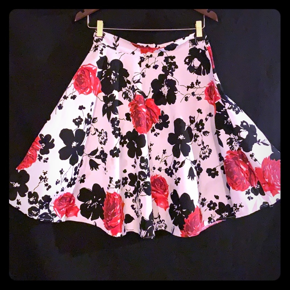 Mixinna Floral print Circle Skirt